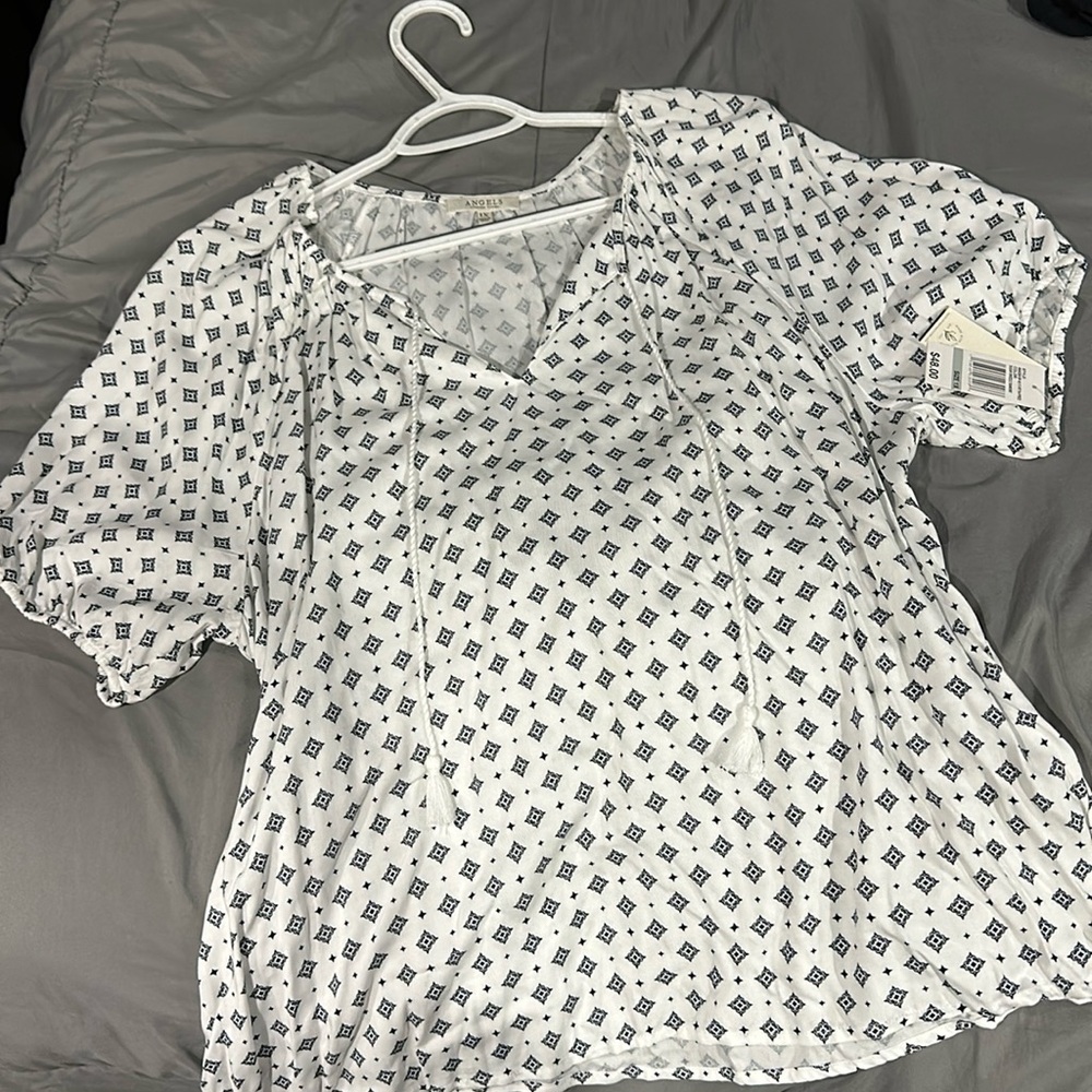 Black and white top